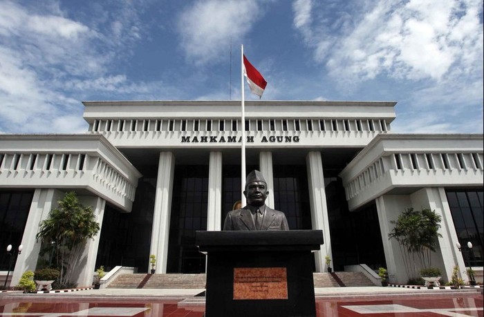 Gaji Naik, Profesi Hakim Diharap Dilirik Mahasiswa Terbaik