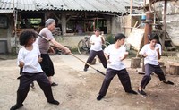 Berlatih bela diri. (doc.Maxima Pictures)
