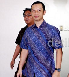 Johny Mengaku Tak Tahu Aliran Duit Rp 3,4 M ke Dhana