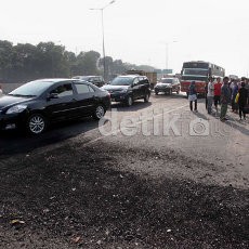 Penjelasan Polisi Soal Pemblokiran Tol Jatibening