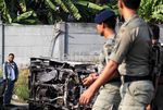 Massa Bakar Mobil Jasa Marga di Tol Jatibening