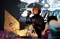 Wayang Hip Hop yang merupakan seni progresif yang dipadu dengan unsur modern. Acara yang didukung oleh Djarum Apresiasi Budaya itu mengajarkan dan mengajak generasi muda mencintai budayanya sendiri.