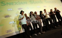 Bimbim cs itu kembali memanjakan dan menjamu para penggemarnya Slankers melalui handset canggih dan murah dari Nexian.
