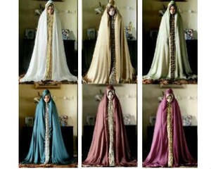 Mukena Dubai, Item Favorit Saat Ini di Tanah Abang