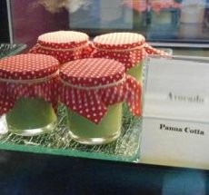 Sensasi Lembut Panna Cotta Heladeria