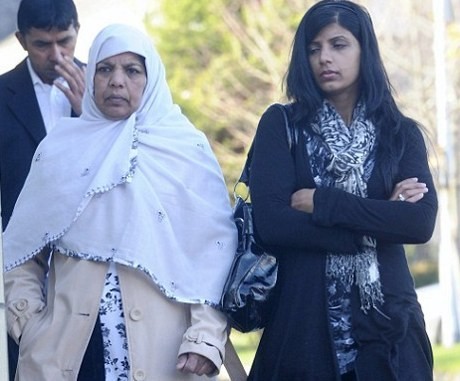 Tolak Nikahi Pria Pilihan Keluarga, Gadis Muda Dianiaya Ibu