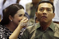 Pasca menikah, pasangan selalu terlihat romantis.