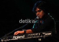 Acara ini berlangsung 27-28 Juli 2012 yang diselanggarakan setelah Salat Taraweh.