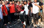 Nachrowi Kunjungi Korban Kebakaran