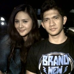 Terlihat Berisi, Audy Hamil?