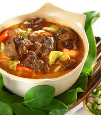 Hindari Makanan dan Minuman Ini Saat Berbuka Puasa!