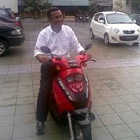 Dahlan Iskan dan Motor Listrik Dahlan Iskan dan Motor Listrik