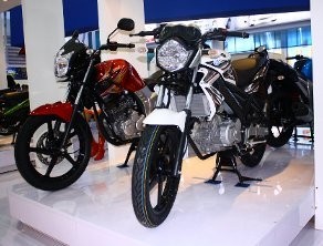 4 Tampang Si Dokter Yamaha