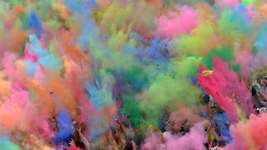 Cantiknya Warna-warni Festival Holi di Berlin
