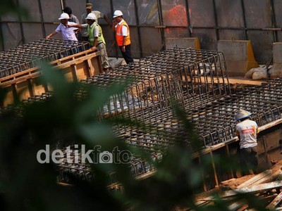 Jalan Layang Casablanca Molor Gara-gara Pipa Air