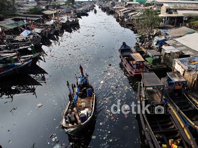 Pasokan Solar Minim, Nelayan Tidak Melaut