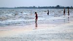 Ngabuburit di Pantai, Benar-benar Lupa Waktu