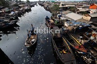 Tidak melautnya ratusan nelayan Cilincing akan berdampak pada pasokan ikan di Jakarta.