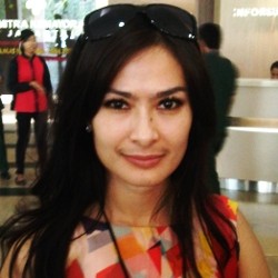 Iis Dahlia Ngaji Pakai Cengkok Dangdut