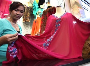 Wow! Kaftan Ashanty Digemari Sampai ke Ambon dan Malaysia