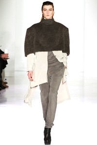 Jeremy Laing, Fall/Winter 2012. ork Fashion Week 2012. [dok. Jeremy Laing]