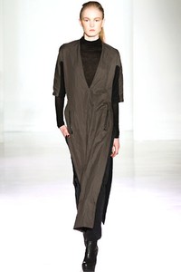 Jeremy Laing, Fall/Winter 2012. ork Fashion Week 2012. [dok. Jeremy Laing]