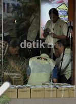 KPK Geledah Gedung Korlantas Polri
