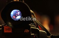 Dengan putusan MK tersebut pembelian saham NNT yang sudah disepakati dengan pemerintah dan NNT harus dibatalkan karena harus dibahas dan mendapatkan izin dari DPR.