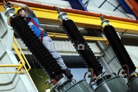 Langkah ini diambil PLN, agar menjadi multiplier effect hasil dari belanja modal di dalam negeri, sekaligus mendorong pertumbuhan ekonomi dalam negeri.