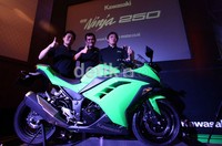 Ninja 250 tersebut diperkenalkan di Hotel Ritz Carlton, Pacific Place, SCBD, Jakarta, Rabu (1/8/2012).