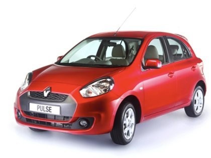 Pakai Mesin 800 cc, Renault Hadang Tata Nano