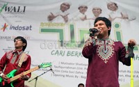 Wali saat tampil di acara acara Road Show Wali Cari Berkah Ayo Sedekah di Masjid Pondok Indah, Jakarta, Rabu (1/8/2012).