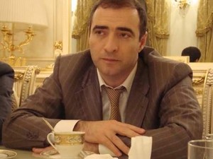 Abusupian Kharkharov, Sang Miliyarder Muslim