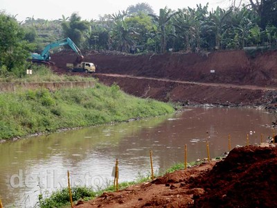Cegah Banjir, Kali Pesanggrahan Diperlebar