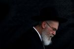 Saat Yahudi Ortodoks Usai Belajar Kitab Talmud