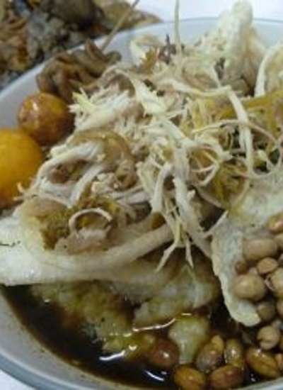 Hmm...Lembut Hangat Bubur Gurih Tradisional!