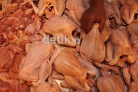 Selain itu, pendorong inflasi Juli adalah beras, angkutan udara, gula pasir, daging sapi, ikan segar, tahu mentah, tempe, bawang putih.