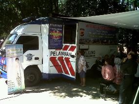 SIM Keliling Ada di Halaman Polda Jabar