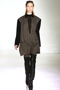 Jeremy Laing, Fall/Winter 2012. New York Fashion Week 2012. [dok. Jeremy Laing]
