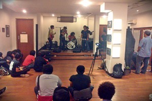 GRIBS dan Marcell Thee Ramaikan Rawkmadhan di at Demajors