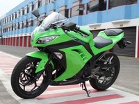 Ngetes Ninja di Sentul, 155 Km/Jam Masih Anteng