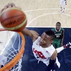 Menang 156-73, Tim Basket AS Bikin Rekor Poin Baru