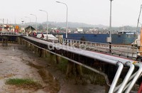 Kapal tersebut meledak usai melakukan bongkar muat Bahan Bakar Minyak (BBM) di Dermaga Khusus PT Pertamina (Persero) Unit PMS VI Depot Samarinda. (Robert/detikNews).