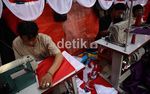Agustus Datang, Penjahit Bendera Kebanjiran Order