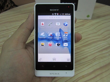 Xperia Go, Android Kebal Air ala Sony