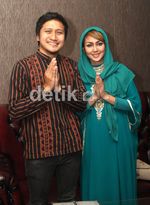 10 Busana Muslim ala Selebriti Indonesia