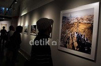 Makkah yang religius menyimpan sejuta keindahan di mata mereka.