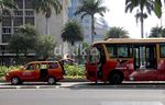 Bus TransJ Mogok di Bundaran Bank Indonesia