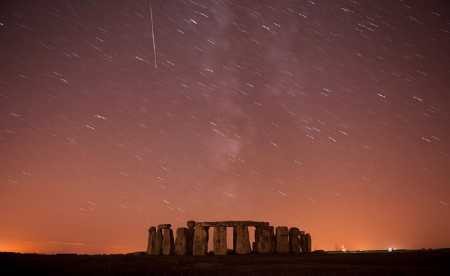 Perseids, Hujan Meteor Kedua di Ramadan Tahun Ini Perseids, Hujan Meteor Kedua di Ramadan Tahun Ini