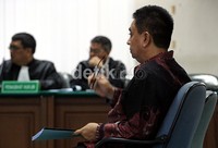 Murdoko menjalani sidang perdana dengan agenda pembacaan dakwaan. (Ramses/detikcom).
